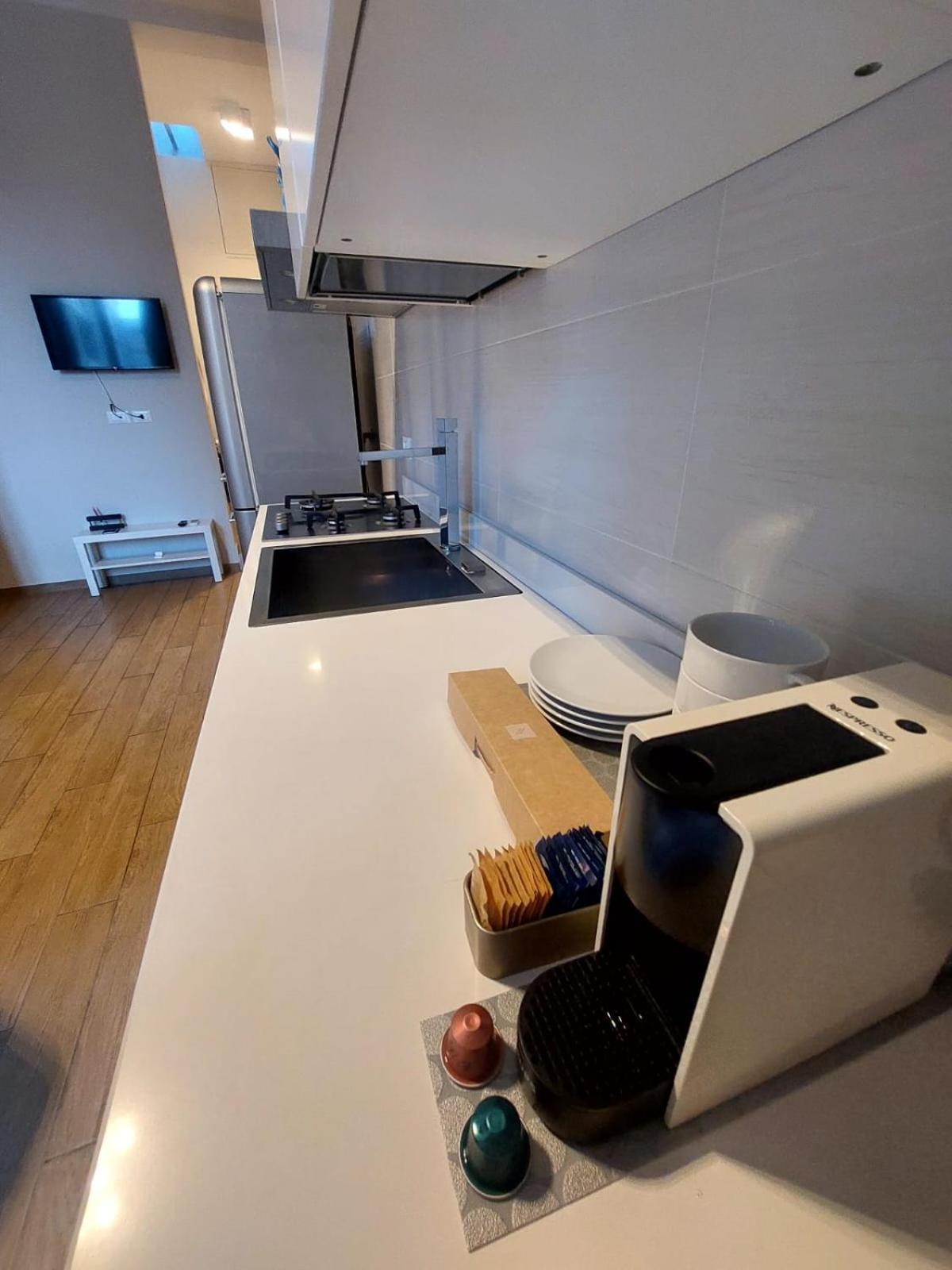 Natidalmare Policlinico Bari Apartment ภายนอก รูปภาพ